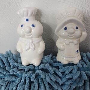 Vintage. Pillsbury Poppin' and Poppie Salt and Pepper Shakers
